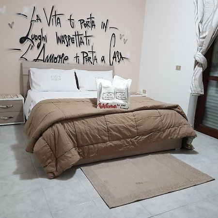 B&B La Dolce Notte Santa Maria Capua Vetere Exterior photo